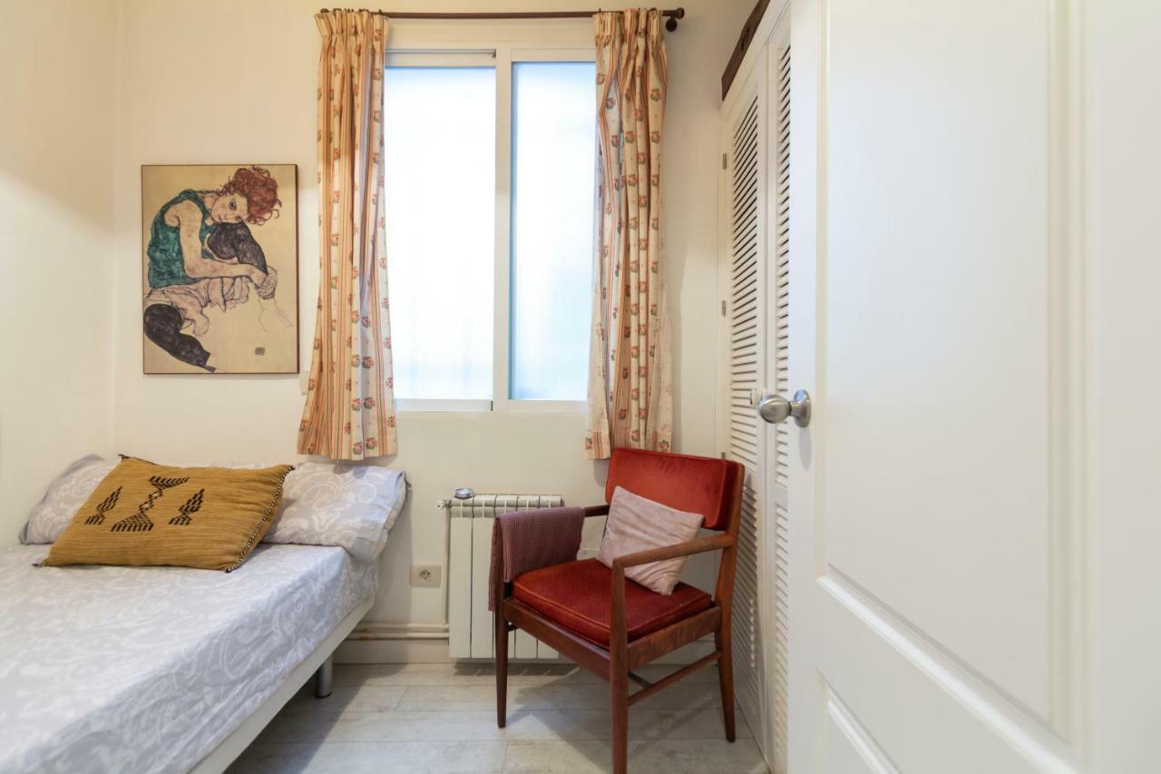 For You Rentals Universidad Apartment Temporal Est8 Мадрид Екстериор снимка