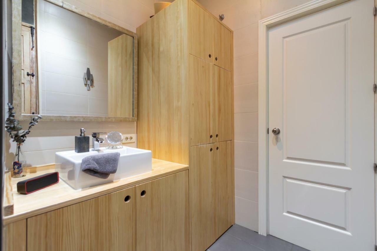 For You Rentals Universidad Apartment Temporal Est8 Мадрид Екстериор снимка